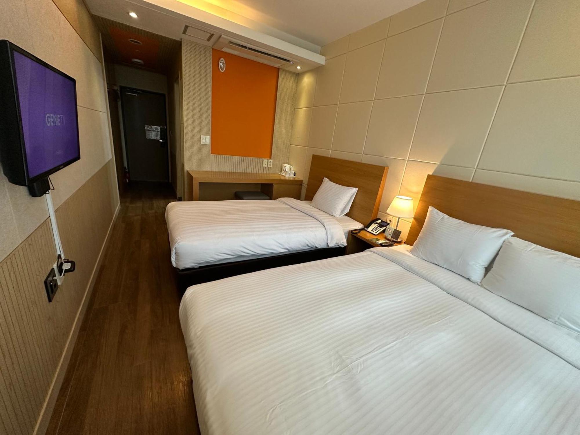 Hotel Icc Tedžon Exteriér fotografie